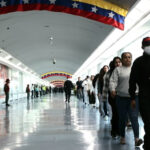 Llegaron a Venezuela 283 migrantes repatriados desde Estados Unidos