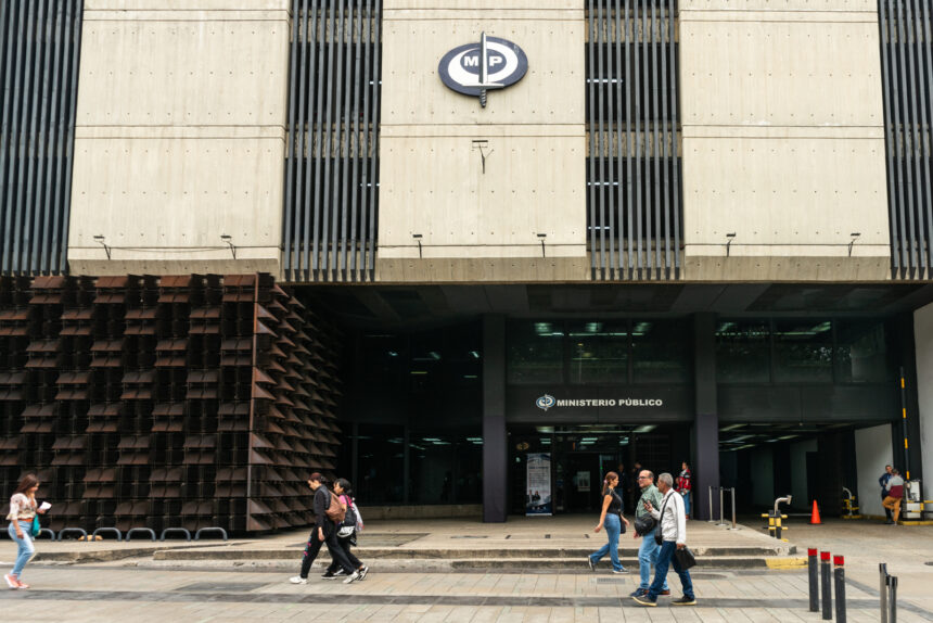  El MP solicitó orden de captura contra dos exfiscales en Lara por corrupción