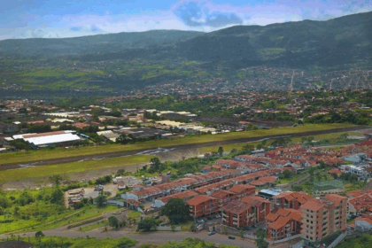 Dos personas murieron al precipitarse una aeronave en Táchira 