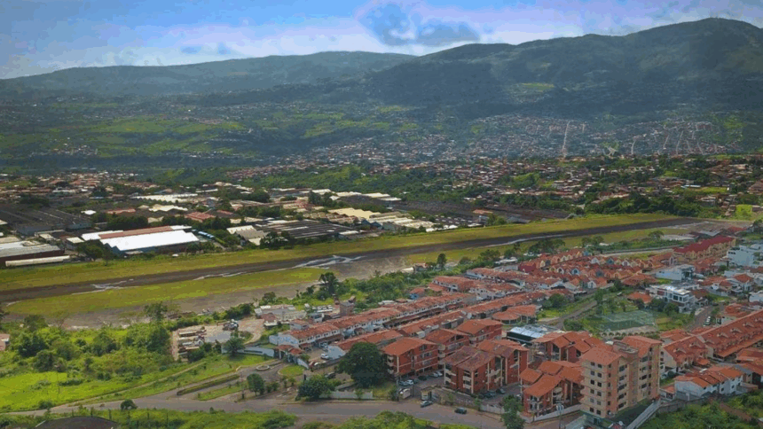 Dos personas murieron al precipitarse una aeronave en Táchira 