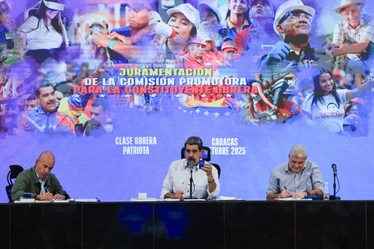 Maduro anuncia nuevos ejercicios militares en las costas de Venezuela por 72 horas