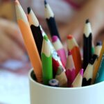 Tareas escolares y estrés en el hogar: las distintas visiones del debate que rodea al sector educativo 