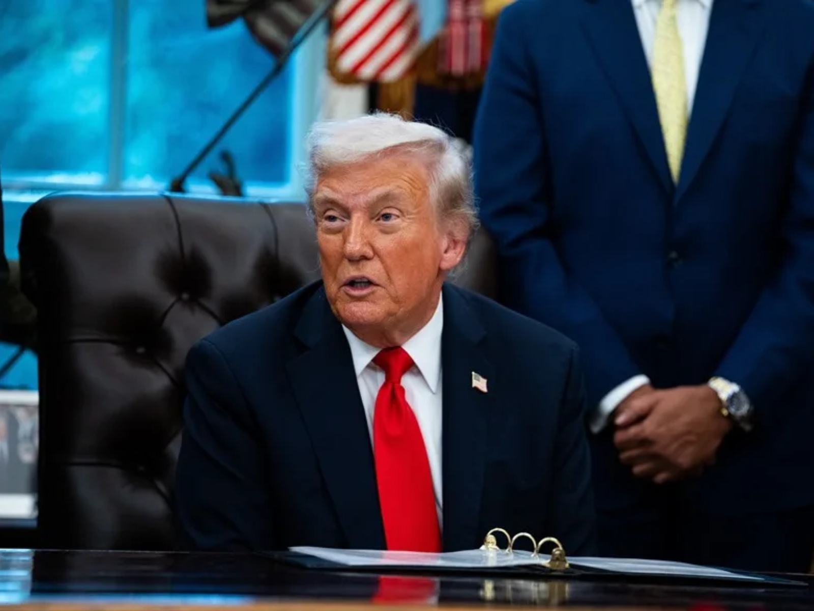 Cover image for Trump confirmó la muerte de una integrante de la Guardia Nacional de EE UU herida en tiroteo cerca de la Casa Blanca
