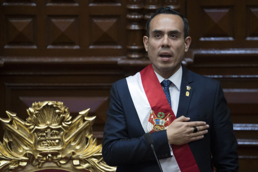 José Jerí asumió como presidente interino de Perú tras destitución exprés de Boluarte