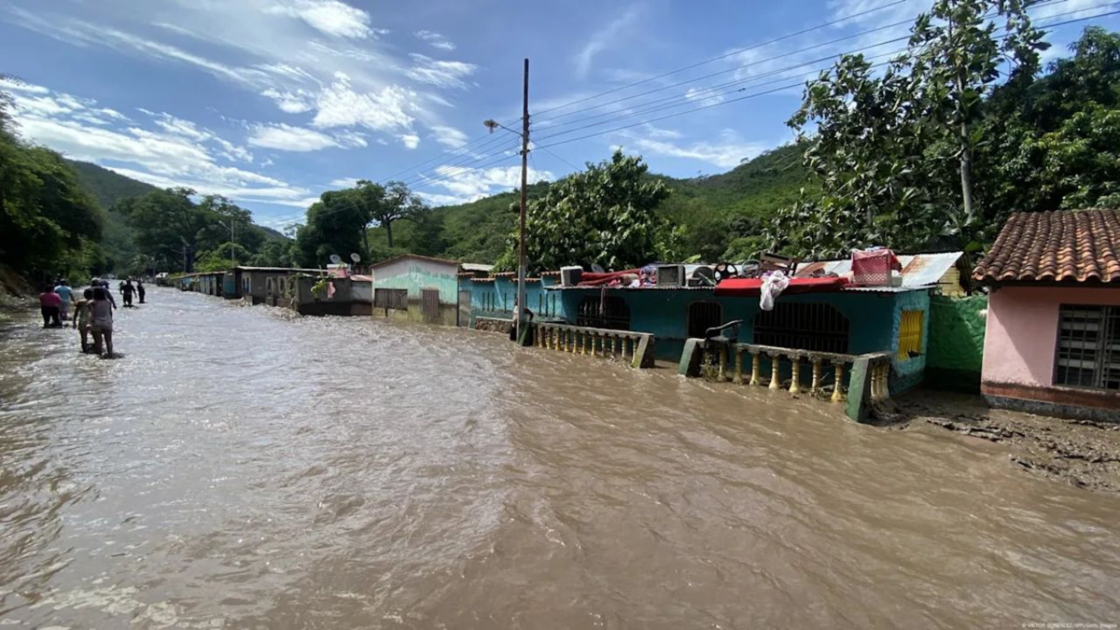 Lluvias generó inundaciones y crecidas de ríos en varios estados de Venezuela