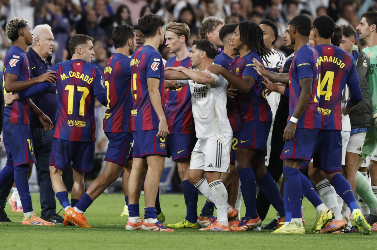 Real Madrid derrotó 2-1 al Barcelona en el clásico del fútbol español