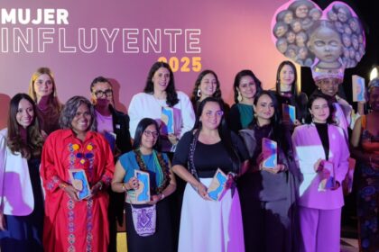 La venezolana Ana Karina García, directora de Juntos Se Puede, fue reconocida como Mujer Influyente 2025 en Colombia 