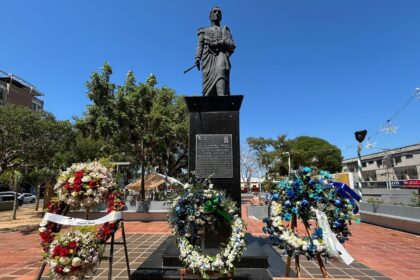 Hurtaron la espada de una estatua de Simón Bolívar en Zulia 