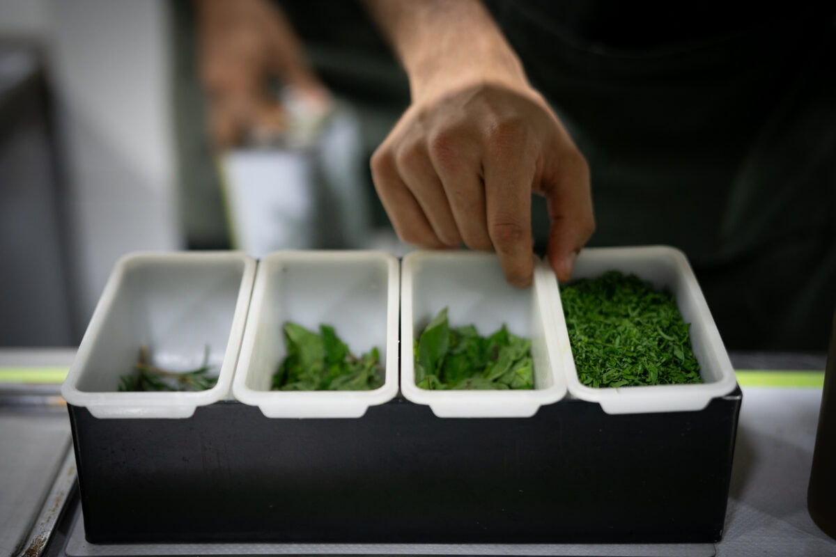 Más allá de los fogones: el concepto del chef restaurador Aniello Merola 