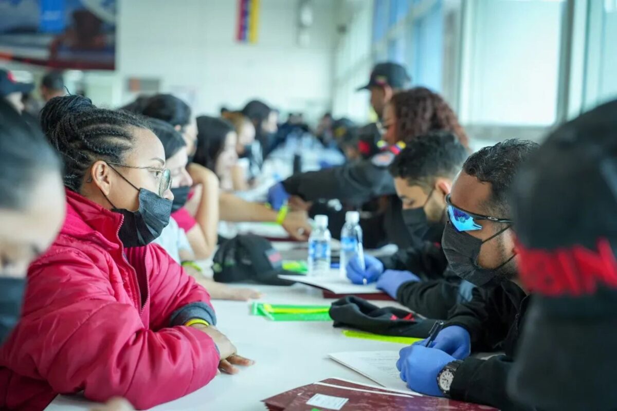 Llegó a Venezuela un grupo de 175 migrantes repatriados desde EE UU 