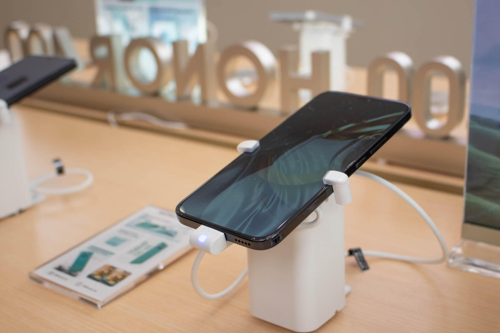 HONOR celebra el Black Friday en Venezuela: el teléfono inteligente X7d llega con ofertas únicas HONOR abrió en Caracas su primer centro de servicios posventa en el país