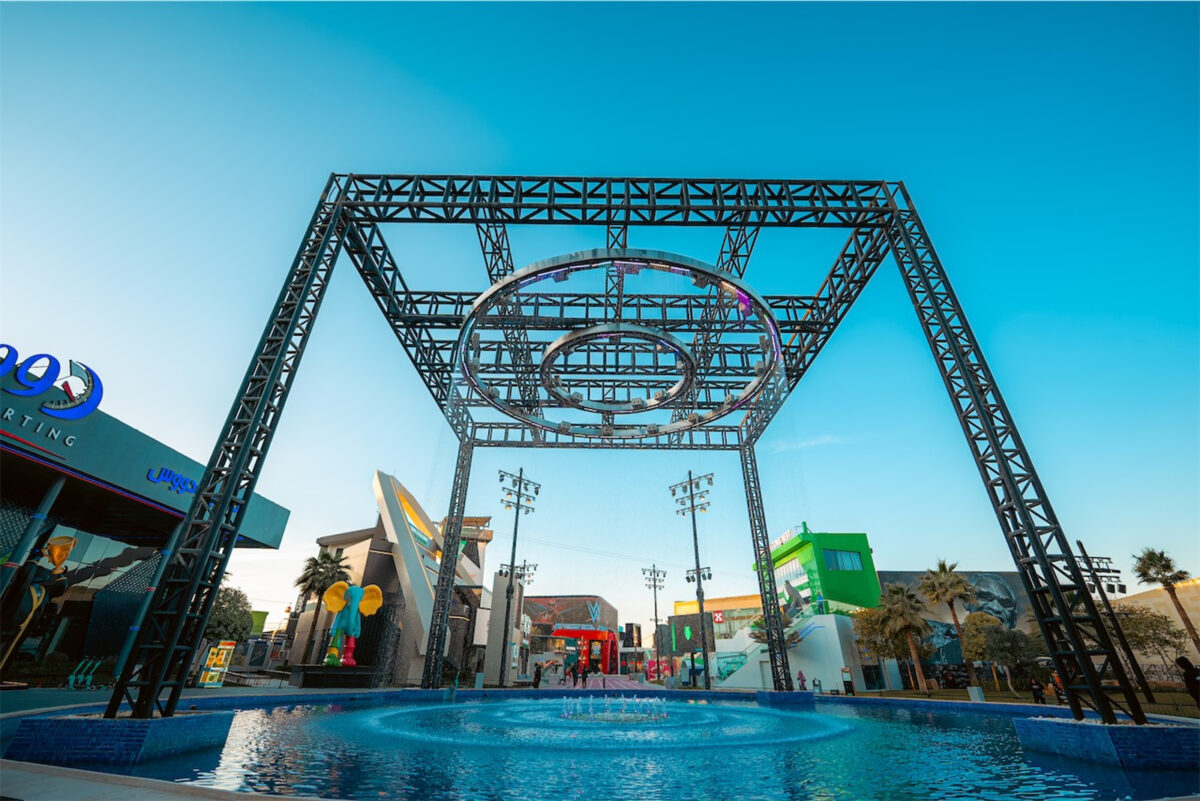 Mr. Beast inauguró su primer parque temático de desafíos en Arabia Saudita