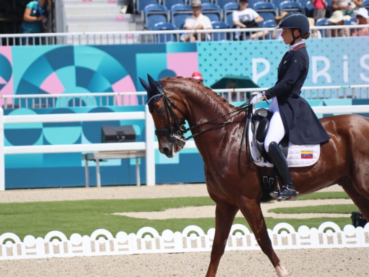 La jinete venezolana Patricia Ferrando aspira a la clasificación olímpica en México