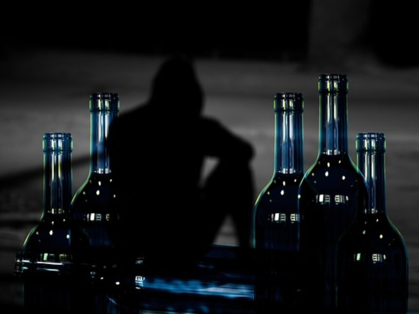 ¿Cómo identificar cuando el consumo de alcohol es un problema y qué soluciones existen?