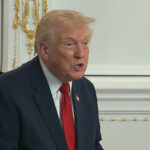 Trump dijo que el espacio aéreo de Venezuela debe considerarse como "cerrado"