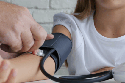 Qué es la hipertensión infantil y por qué genera preocupación por el aumento de casos