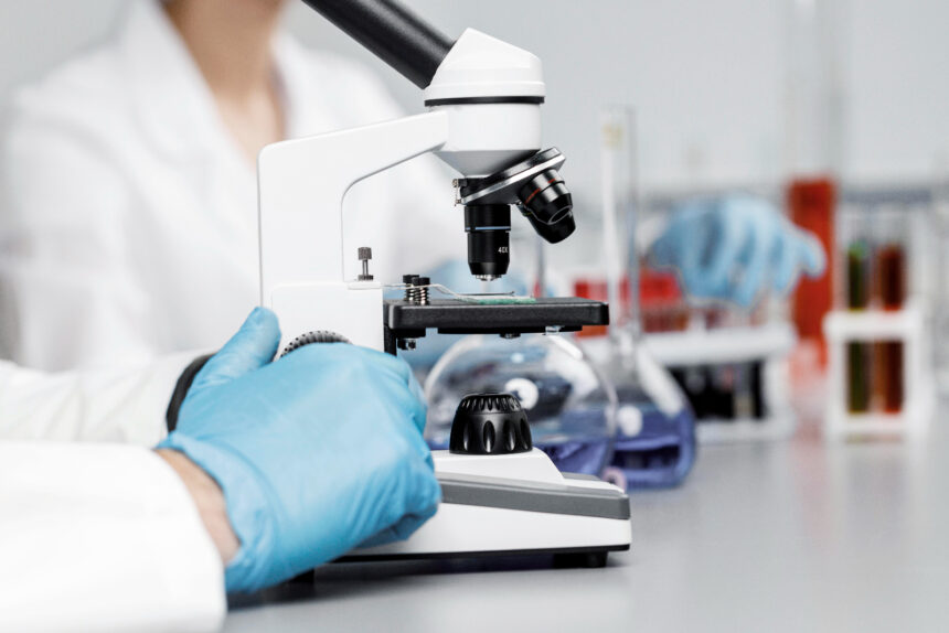 Crearon una píldora que detecta sangrado intestinal sin colonoscopia