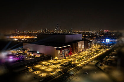 Mr. Beast inauguró su primer parque temático de desafíos en Arabia Saudita
