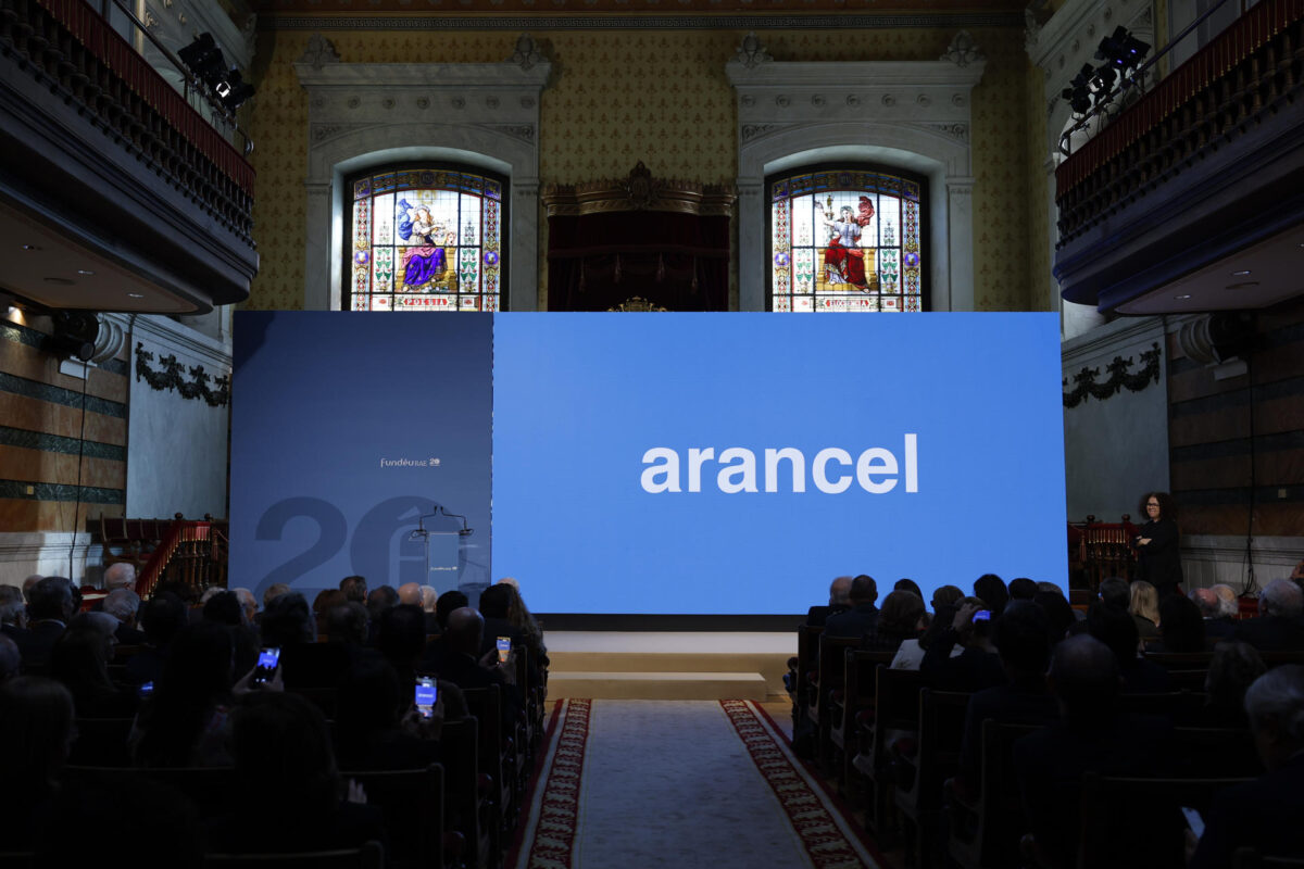 Arancel: la palabra del año 2025 escogida por la FundéuRAE