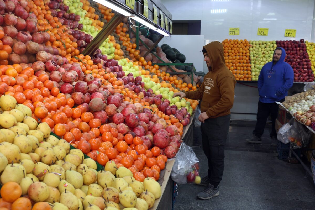 Protestas en Irán debido a crisis económica continuaron por cuarto día consecutivo