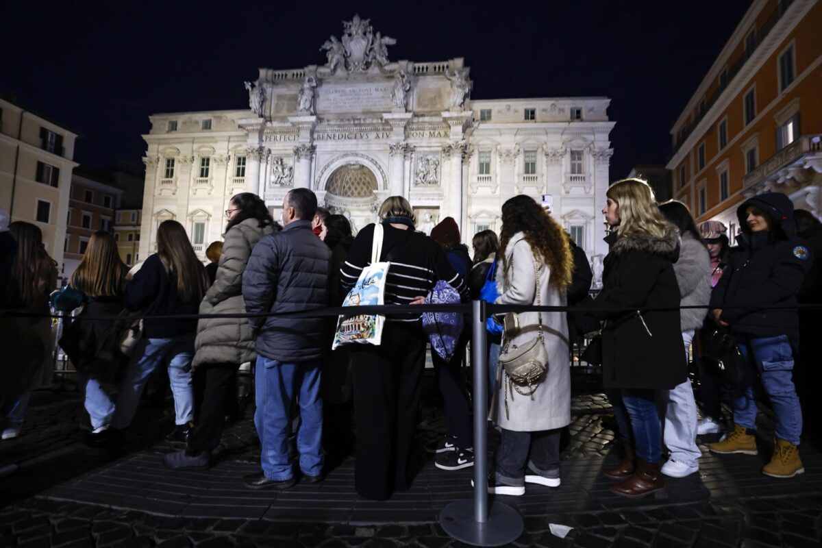 La Fontana de Trevi cobrará 2 euros de entrada a partir de febrero de 2026