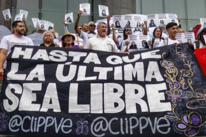 Familiares de presos políticos | Foto: @Clippve