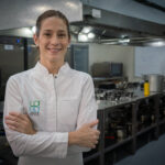 Más allá de los fogones: la chef Mónica Sahmkow reivindica la memoria gastronómica venezolana