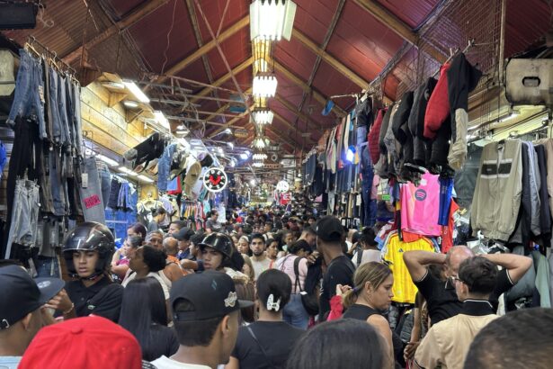 Caracas en vísperas de Navidad: calles llenas, mercados a tope y la ciudad que no se detiene