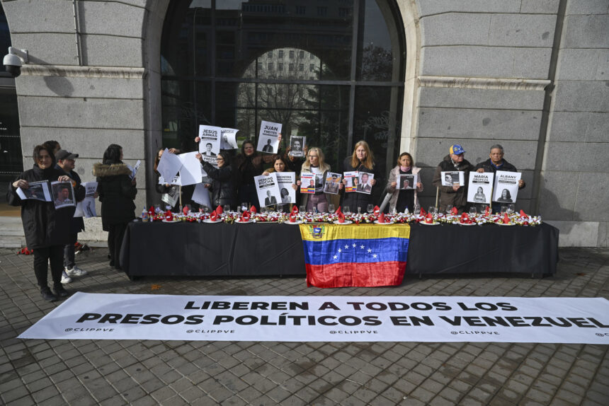 Mesa de los que Esperan: la iniciativa que exigió desde varios países una Navidad sin presos políticos