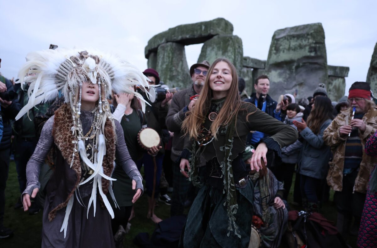 En imágenes: así se vivió el solsticio de invierno en Stonehenge