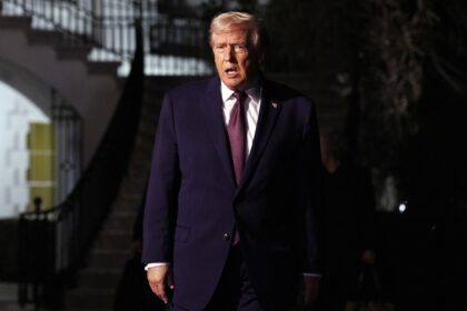 Trump tildó el caso Epstein como una “caza de brujas” y criticó al Departamento de Justicia