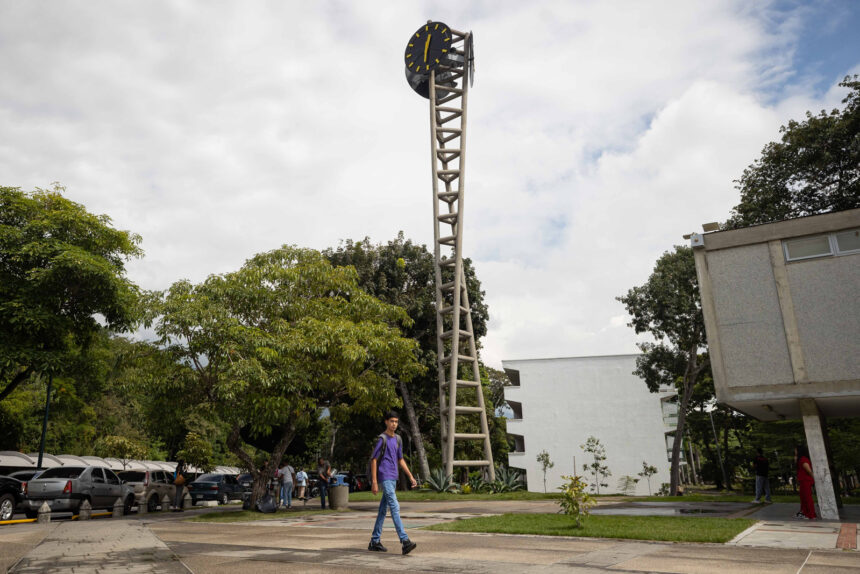 Más de 20 instituciones en Venezuela han acatado el paro universitario de 24 horas Universidad Caracas UCV Venezuela