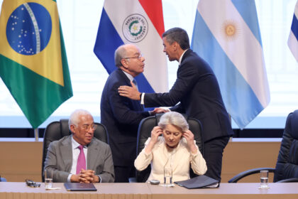 El Mercosur y la UE firmaron acuerdo de libre comercio tras 26 años de negociaciones