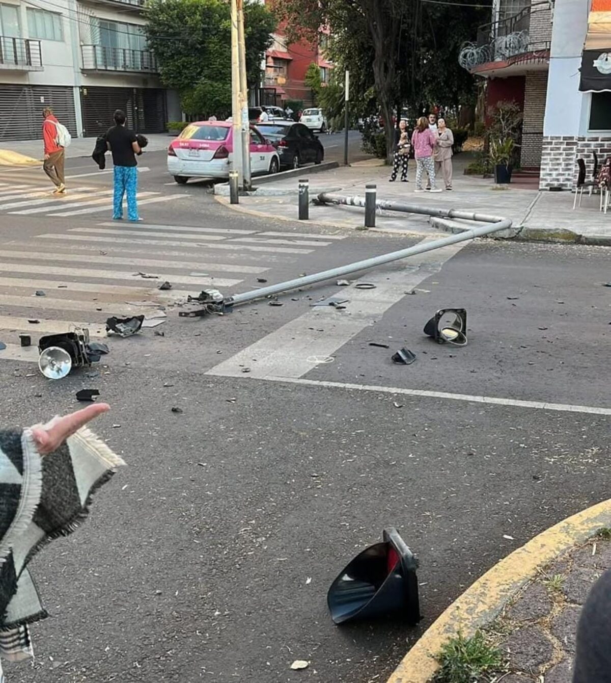 En imágenes: un sismo de magnitud 6,5 sacudió el centro de México 