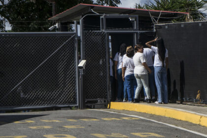 Varios familiares logran visitar a presos políticos por primera vez desde su detención
