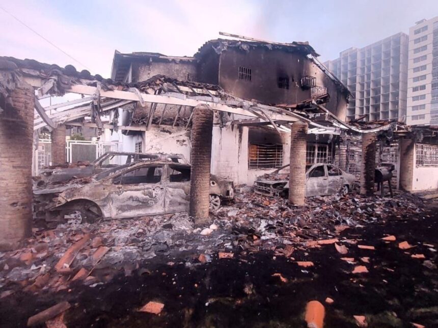 Fuentes independientes difunden cifra de fallecidos durante los bombardeos en Venezuela ante la falta de reportes oficiales