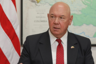 El encargado de Negocios de EE UU John McNamara está en Caracas