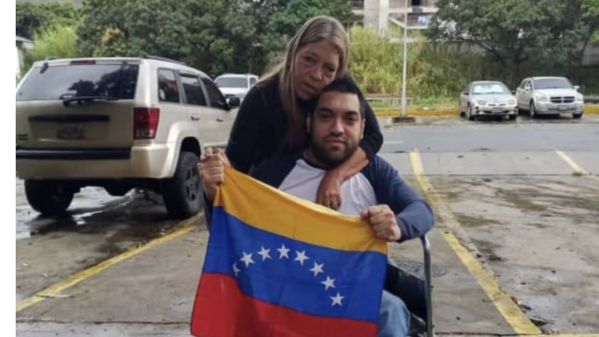 Murió la madre del periodista Ramón Centeno, días después de la excarcelación de su hijo