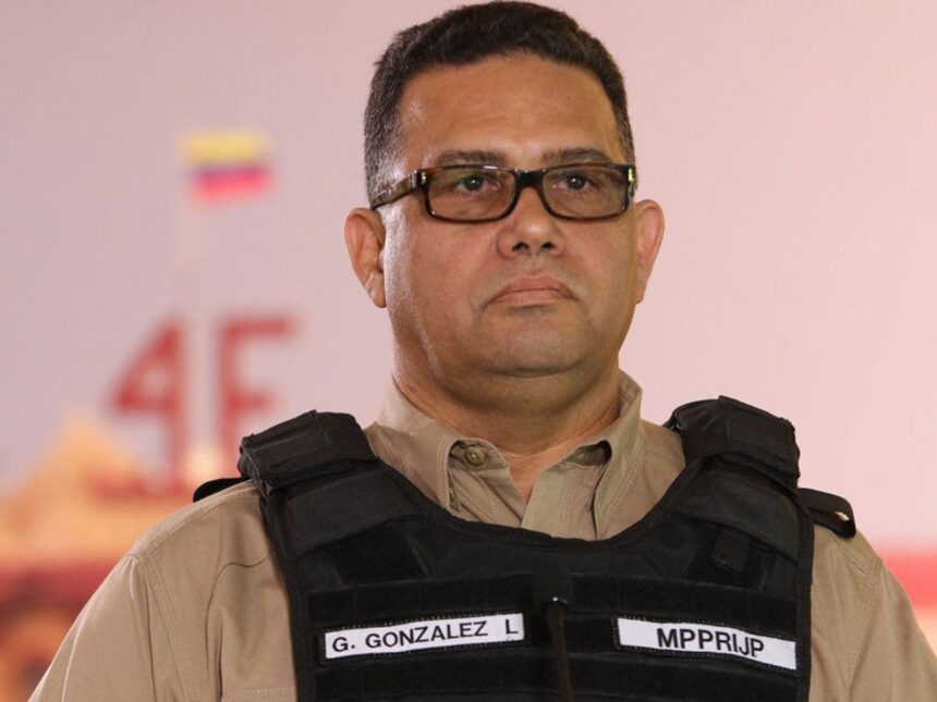 Gustavo González López fue designado comandante de la Guardia de Honor Presidencial