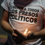 En imágenes: familiares de presos políticos realizan vigilia en espera de liberaciones