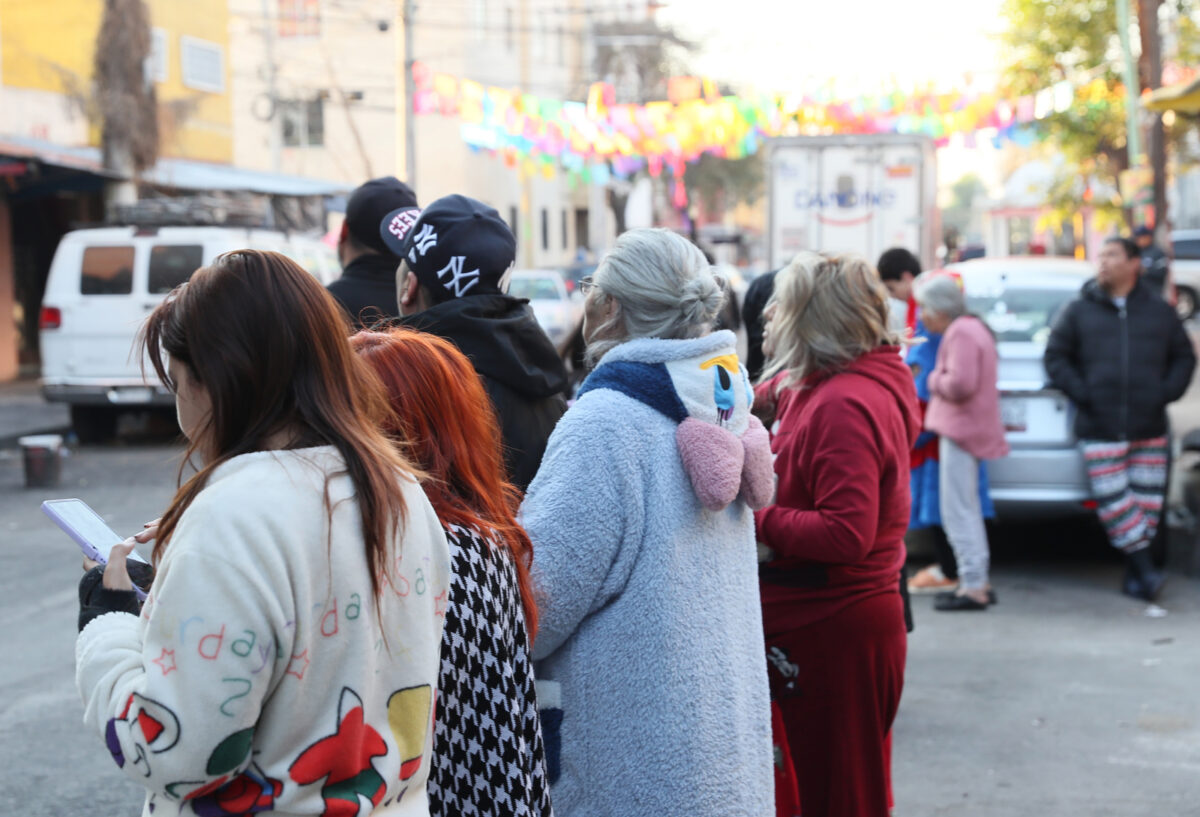 En imágenes: un sismo de magnitud 6,5 sacudió el centro de México 