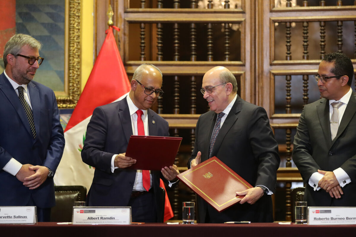 El secretario general de la OEA reiteró su disposición a apoyar la transición en Venezuela