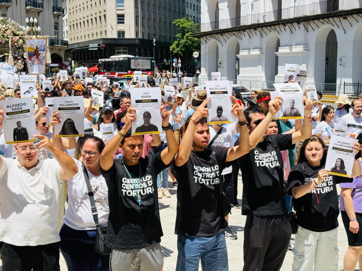 Migrantes venezolanos en Argentina pidieron la liberación de los presos políticos 