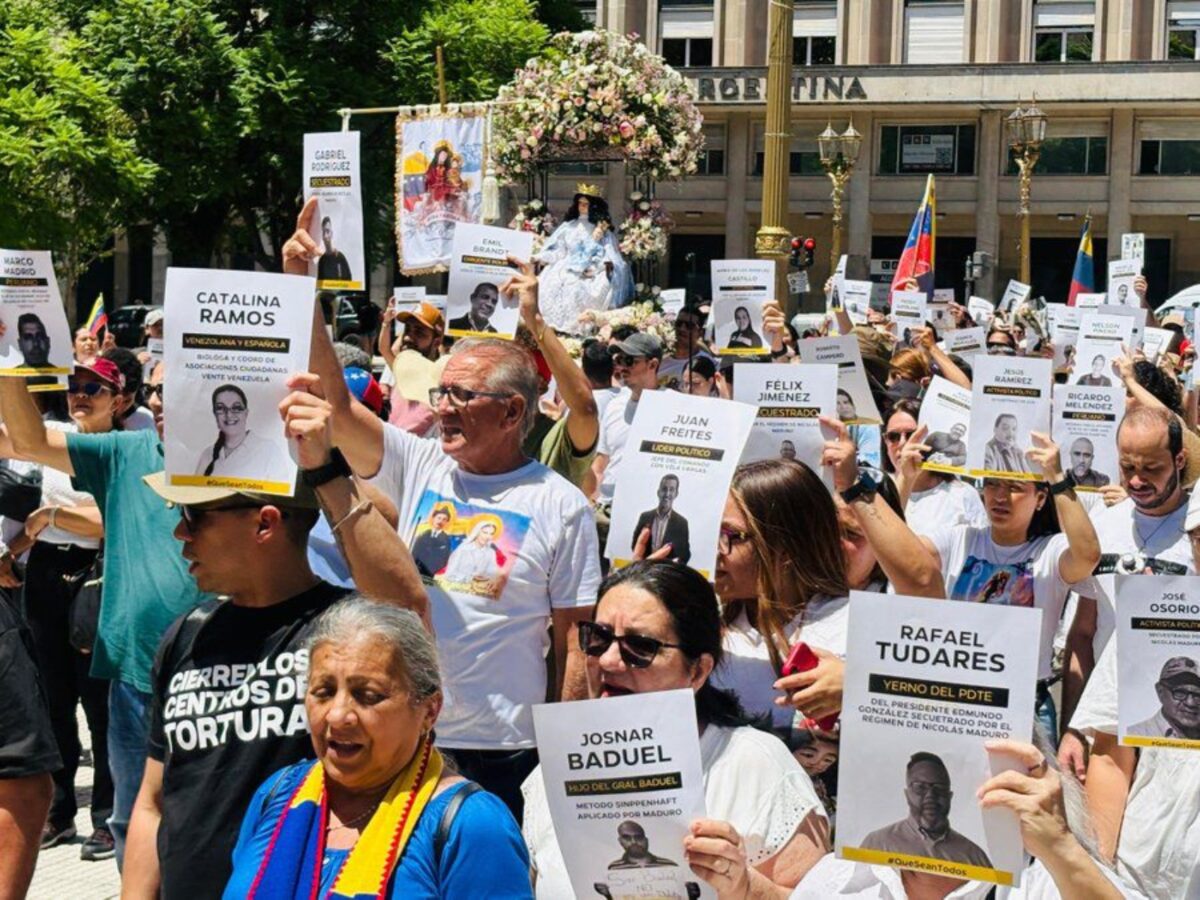 Migrantes venezolanos en Argentina pidieron la liberación de los presos políticos 