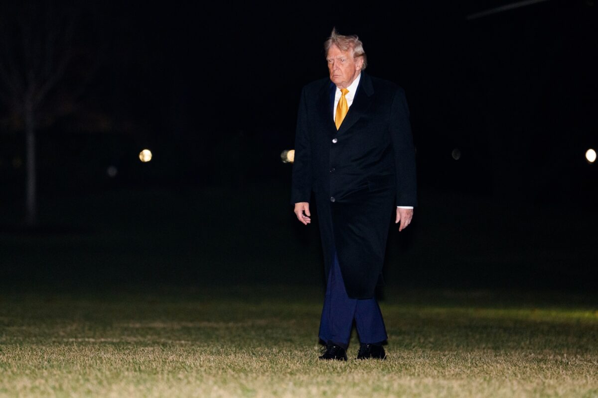 Trump dice que Rubio, Hegseth y Stephen Miller estarán a cargo de la transición en Venezuela