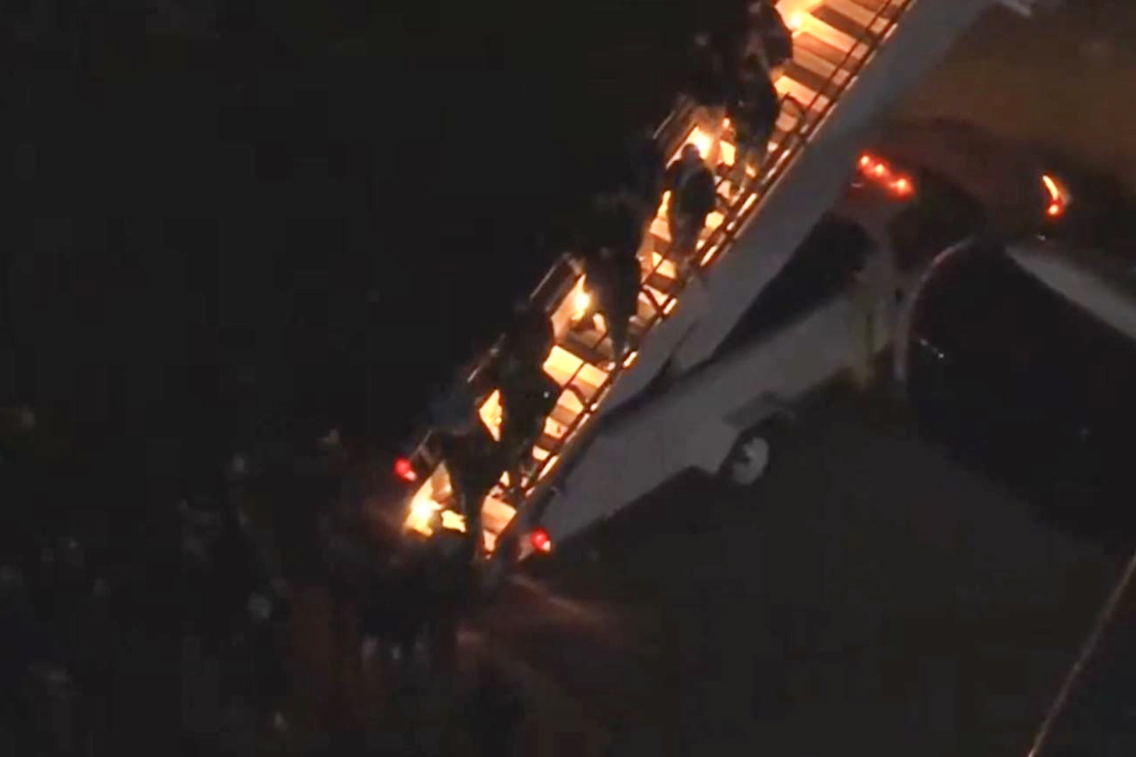 En imágenes: la llegada de Nicolás Maduro a Nueva York tras ser capturados por EE UU