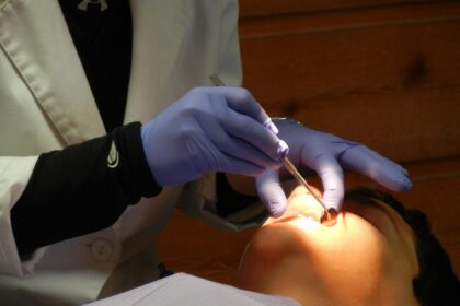 Un estudio encontró un vínculo entre la genética y la aparición de caries dentales 
