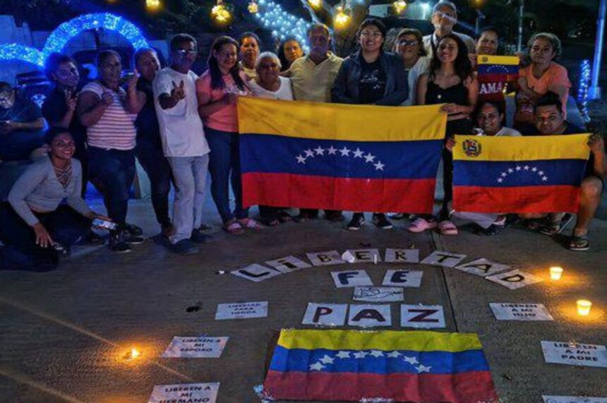 En Imágenes: así transcurrió la vigilia de familiares de presos políticos por novena noche consecutiva