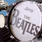 Revelaron las primeras imágenes de los actores caracterizados para la saga de The Beatles 