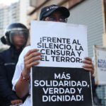 Familiares en Zona 7 exigieron a Jorge Rodríguez cumplir con la liberación de los presos políticos 